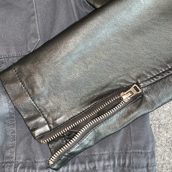 Aeropostale black utility jacket with faux leather sleeves, size large - Picture 5 of 5